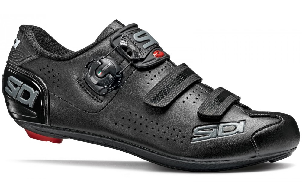 road shoes for wide feet