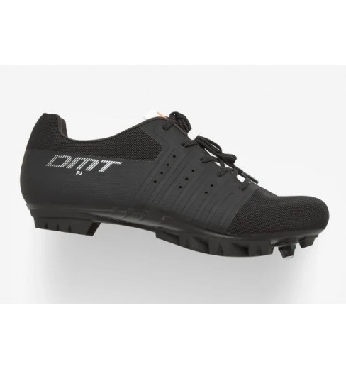 DMT KM4PJ road cycling shoes - Black / White